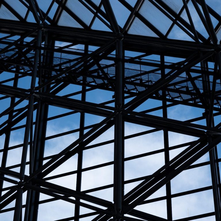 detail de structure métal posée par la société Concept Charpente Bois Métal